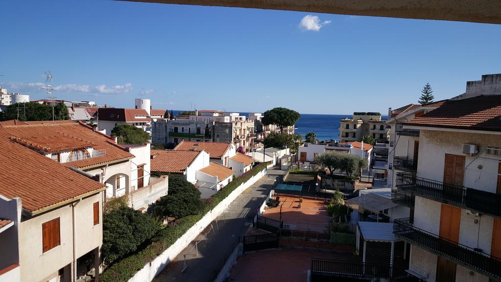 Ferienwohnung Casa Diana Giardini-Naxos Exterior foto