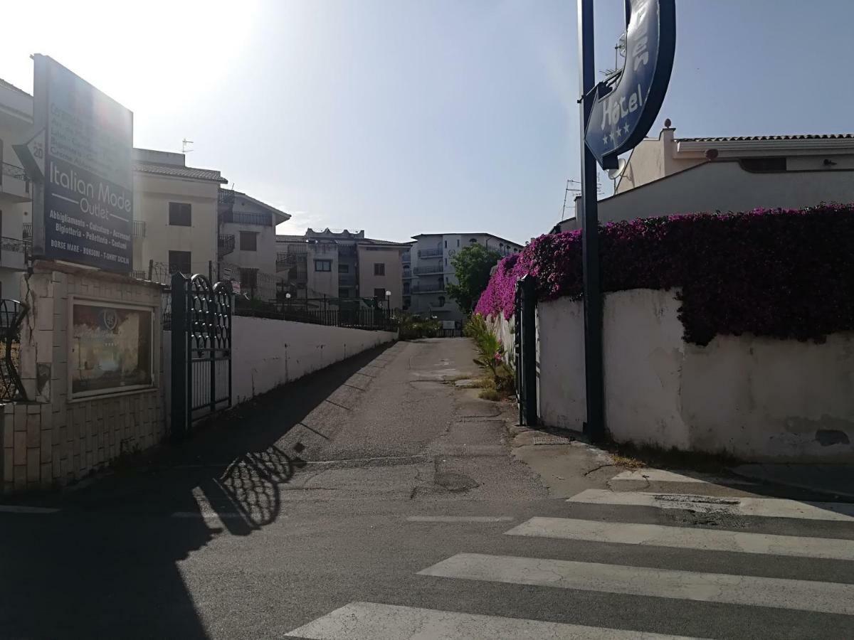 Ferienwohnung Casa Diana Giardini-Naxos Exterior foto